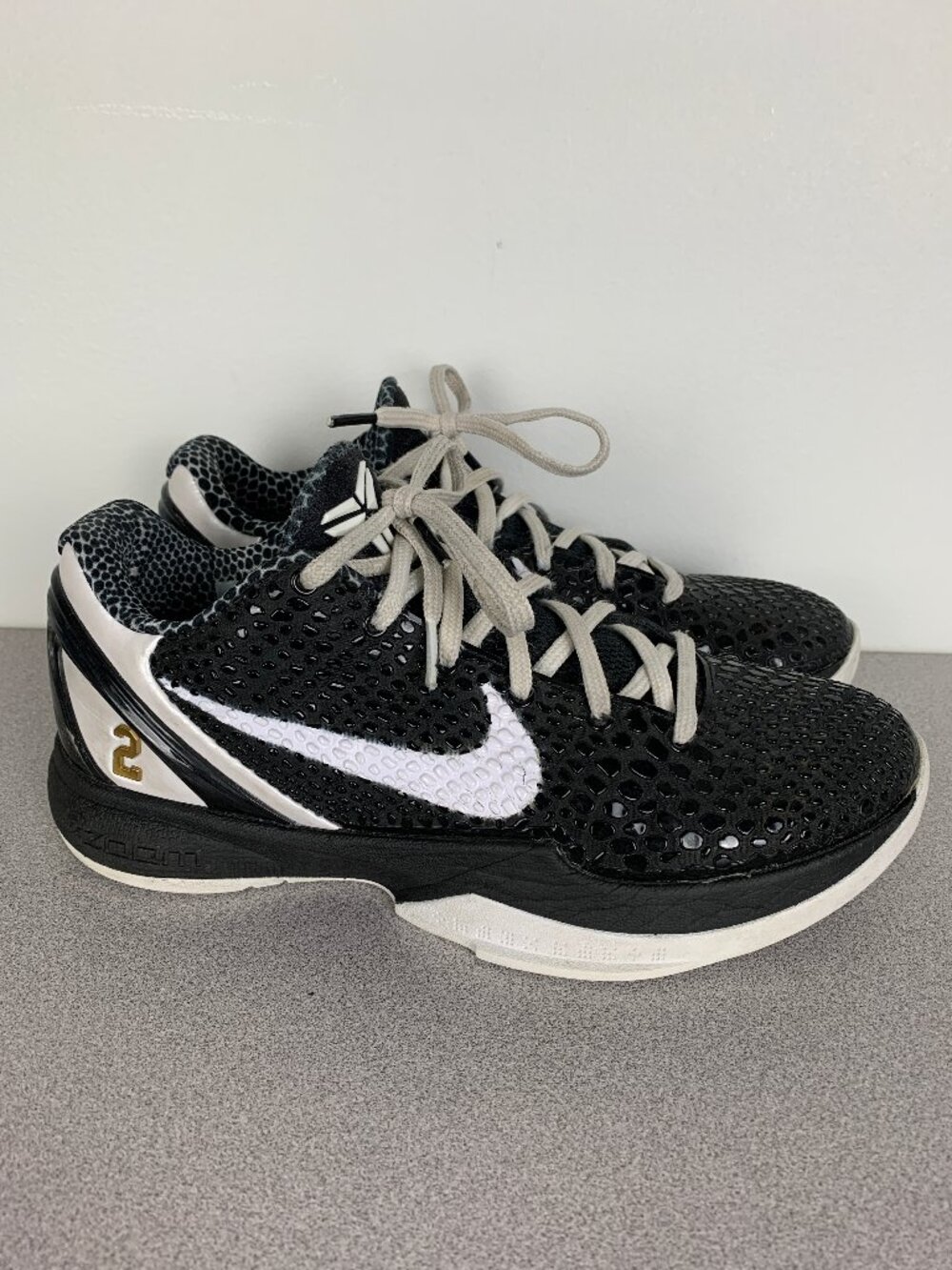 Nike Kobe 6 Protro Mambacita Sweet 16 Women's size 8.5 (Men's size 7)